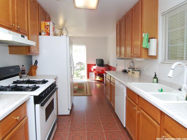 3444 N 2650 E, Layton, UT 84040 — photo 7