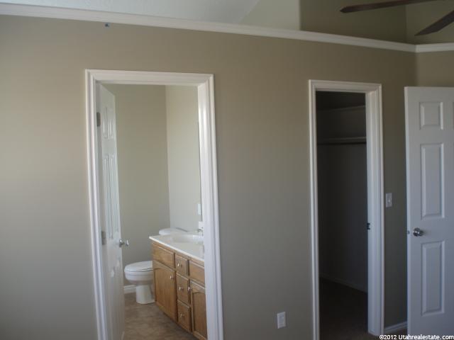 751 W 2175 N, Layton, UT 84041 — photo 11