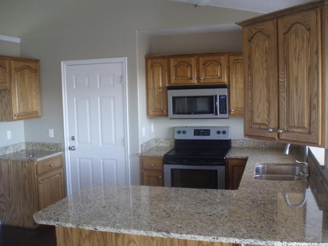 751 W 2175 N, Layton, UT 84041 — photo 3
