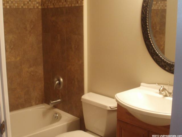 751 W 2175 N, Layton, UT 84041 — photo 7