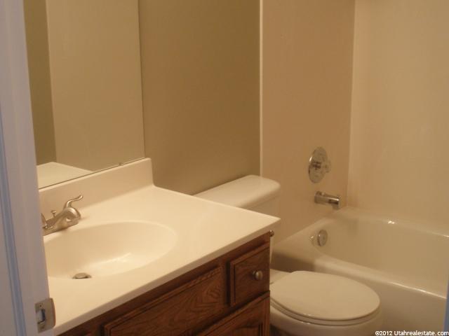751 W 2175 N, Layton, UT 84041 — photo 8