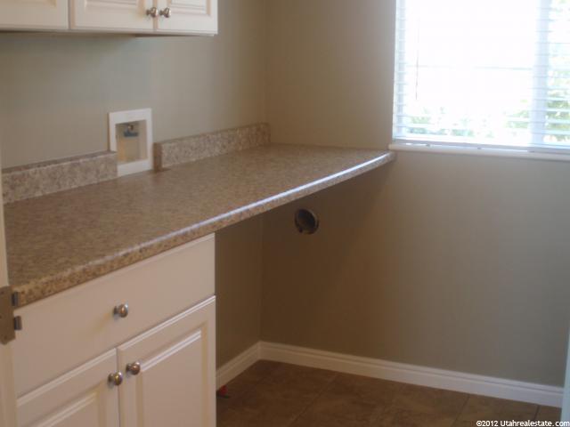 751 W 2175 N, Layton, UT 84041 — photo 9