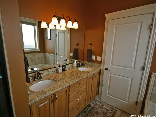 53 N Quail Hollow Rd E, Logan, UT 84321 — photo 4