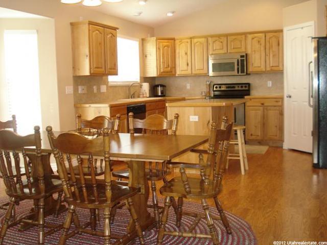2432 W 1600 N, Clinton, UT 84015 — photo 4