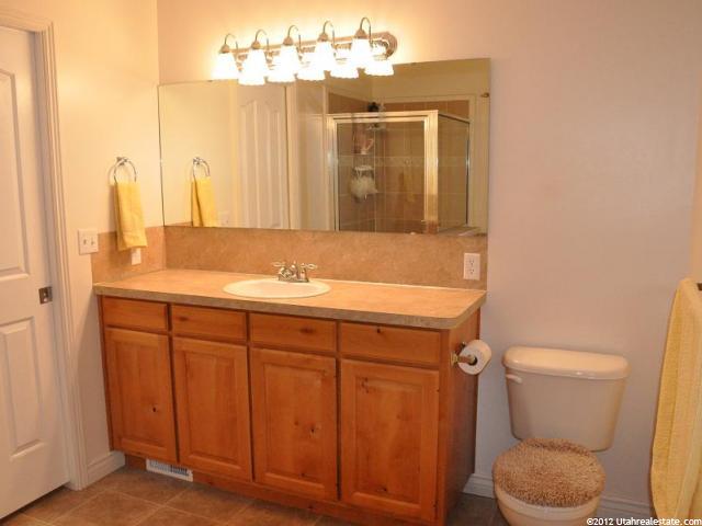 2432 W 1600 N, Clinton, UT 84015 — photo 10