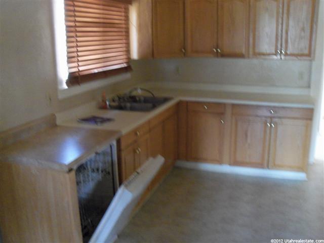 380 E 100 N, Vernal, UT 84078 — photo 3