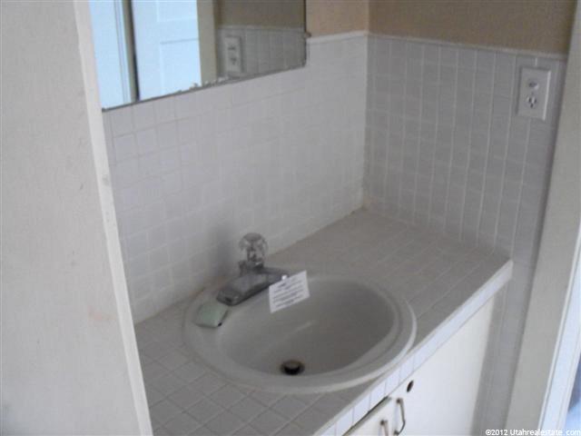 380 E 100 N, Vernal, UT 84078 — photo 5