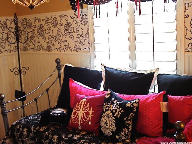 9211 S Brighton View Dr E, Sandy, UT 84070 — photo 6