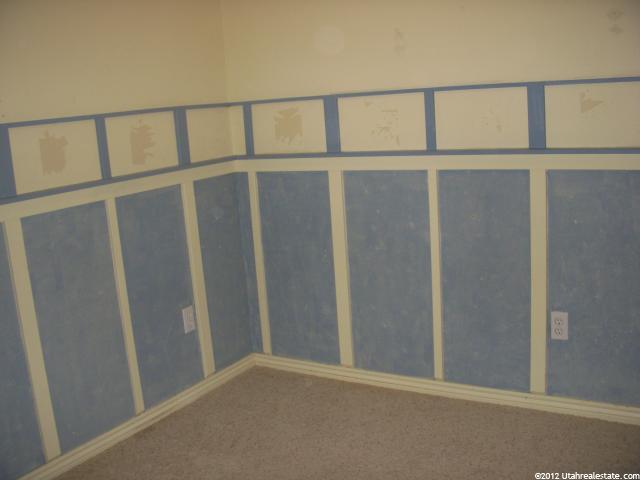 305 E 100 S, Hyrum, UT 84319 — photo 9