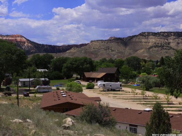 80 S Main St, Tropic, UT 84776 — photo 4