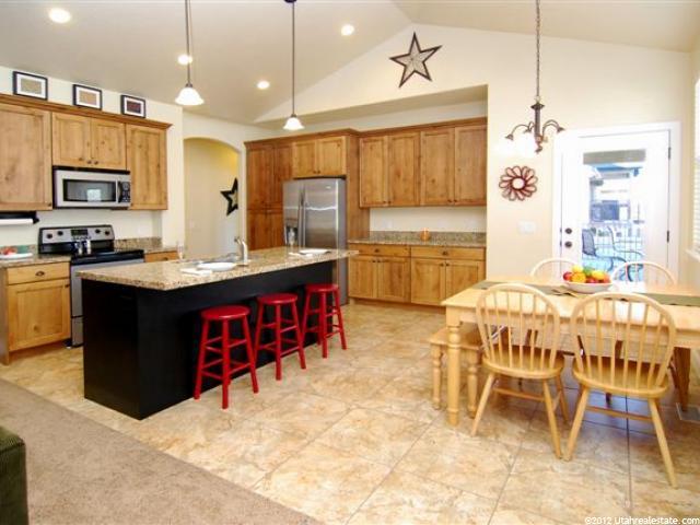 3694 S 3550 W, West Haven, UT 84401 — photo 8
