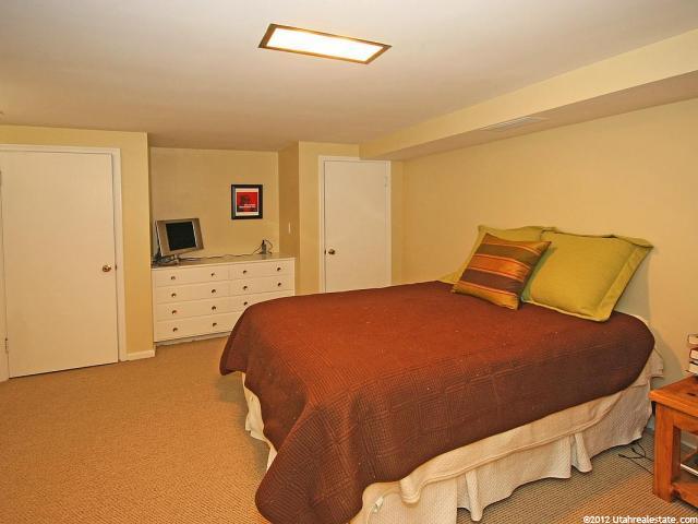 6161 S 570 E, Murray, UT 84107 — photo 5