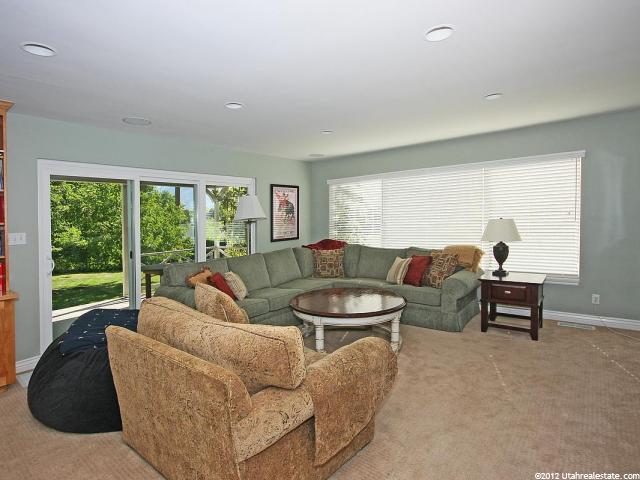 6161 S 570 E, Murray, UT 84107 — photo 7