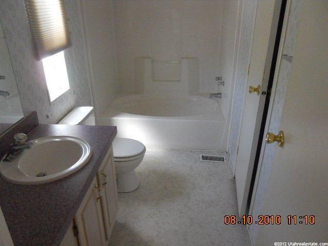 5921 S 2700 W, Roy, UT 84067 — photo 4