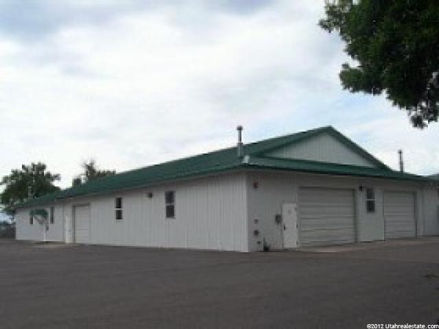 1651 S 3rd St, Clearfield, UT 84015 — photo 2