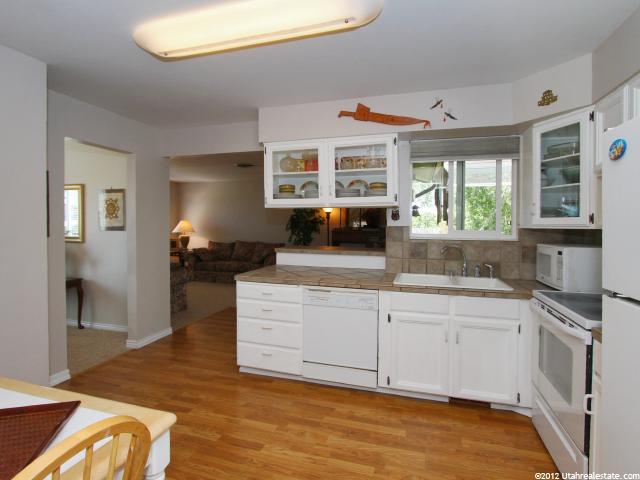 10068 S Pinehurst Dr, Sandy, UT 84092 — photo 10