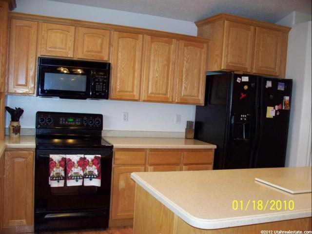 849 N 3625 W, Layton, UT 84041 — photo 10