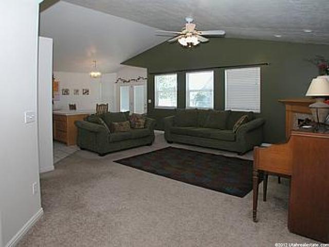 2246 W 5700 S, Roy, UT 84067 — photo 6