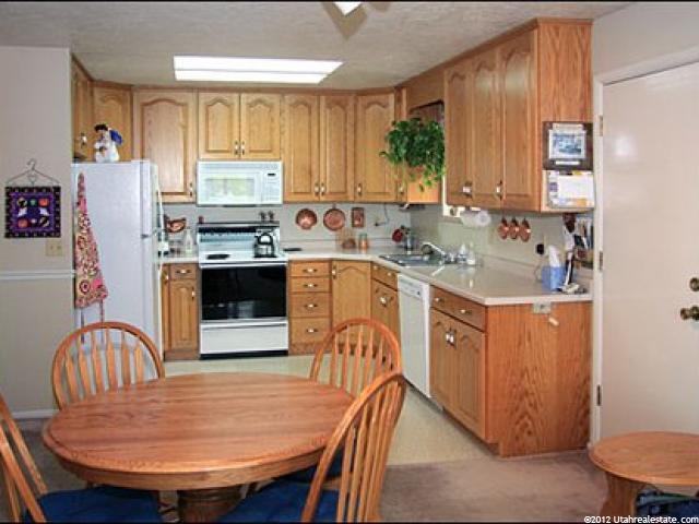 8704 Rustler Rd, Sandy, UT 84093 — photo 6