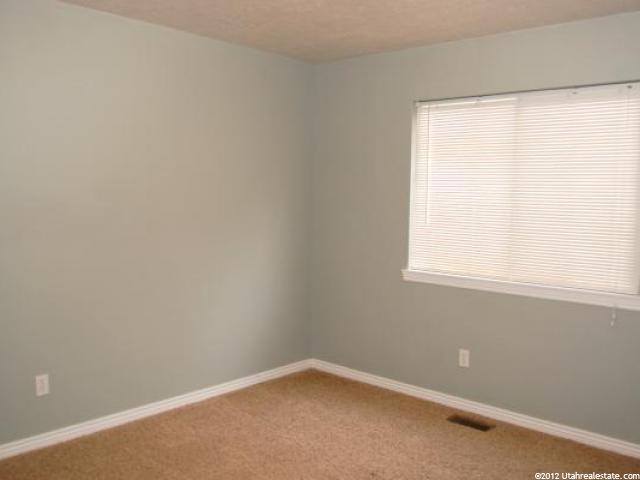 863 Quinn Ct, Ogden, UT 84404 — photo 8