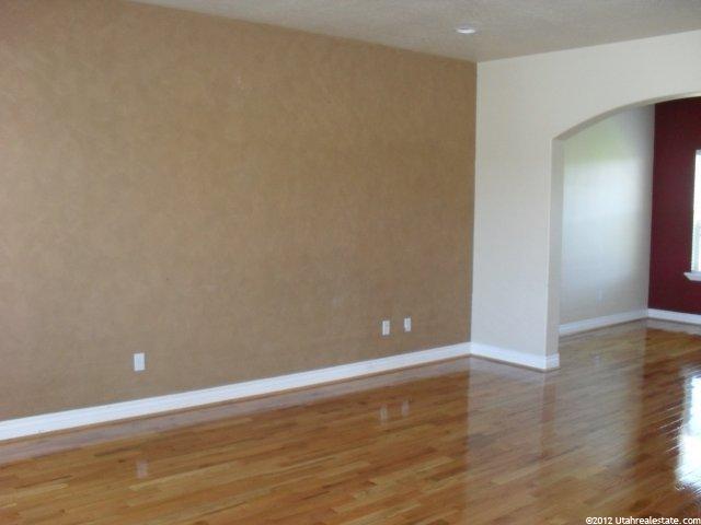 2094 S 450 E, Kaysville, UT 84037 — photo 2
