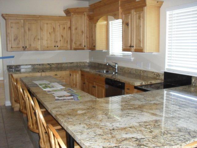 2094 S 450 E, Kaysville, UT 84037 — photo 9