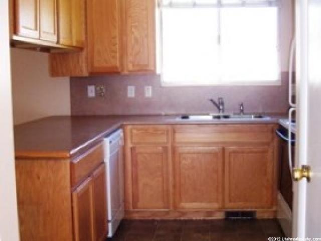 7865 S 925 E, Sandy, UT 84094 — photo 6