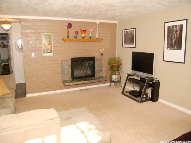18 E Wicker Ln, Bountiful, UT 84010 — photo 3