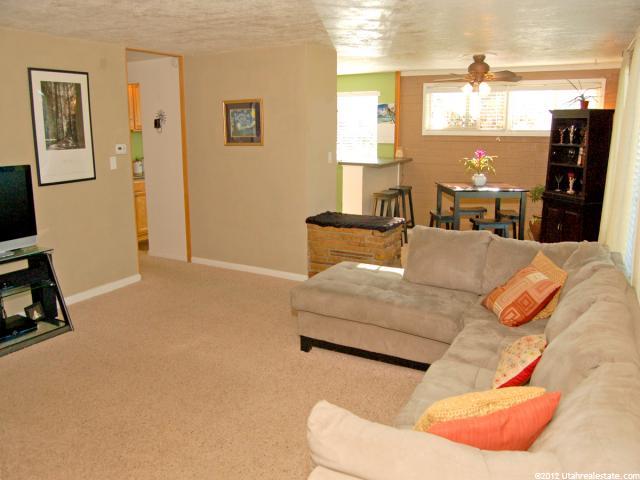18 E Wicker Ln, Bountiful, UT 84010 — photo 4