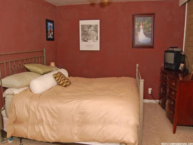 18 E Wicker Ln, Bountiful, UT 84010 — photo 9