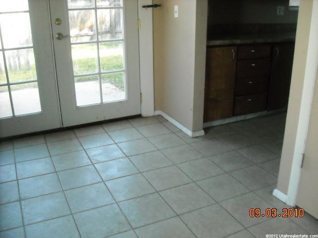 1085 N 375 W #18, Logan, UT 84341 — photo 5