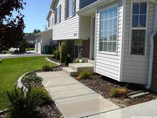 476 W 2075 N, Harrisville, UT 84414 — photo 3