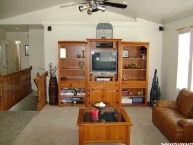 1057 Inverness Dr, Syracuse, UT 84075 — photo 3