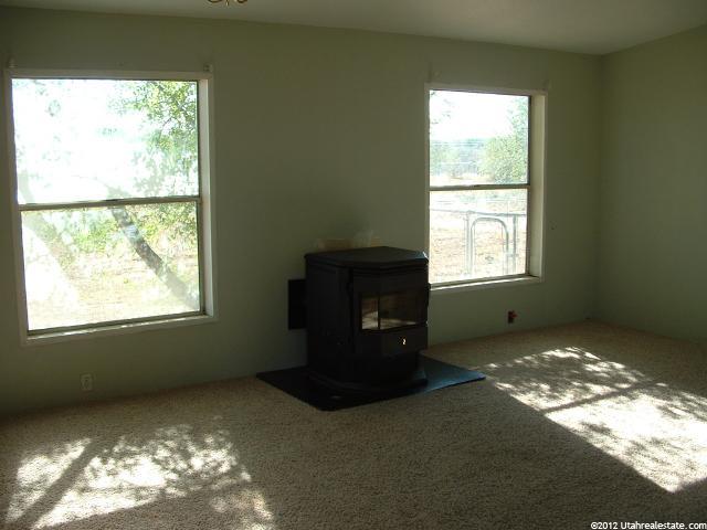 9023 E 200 N, Gusher, UT 84026 — photo 3