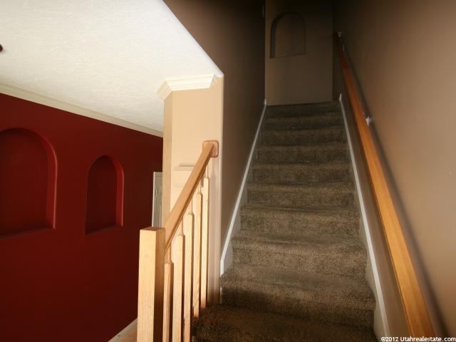 9523 S Hidden Point Dr, Sandy, UT 84070 — photo 2