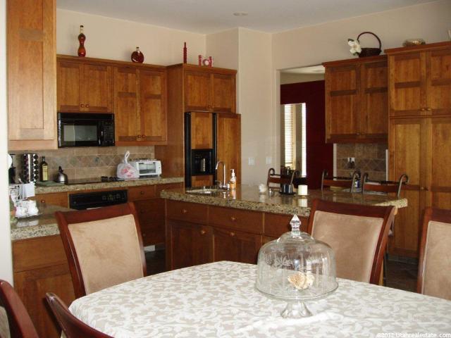 2402 S Augusta Dr, St. George, UT 84790 — photo 6