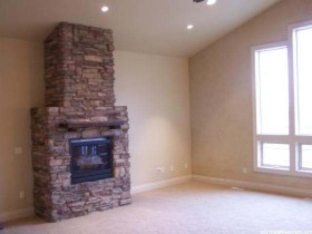 177 E Hollybrook Dr S, Draper, UT 84020 — photo 3
