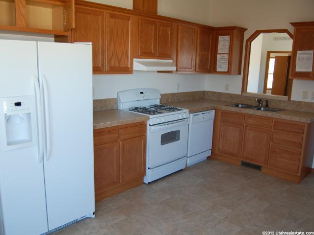 303 W 2000 S, Vernal, UT 84078 — photo 3