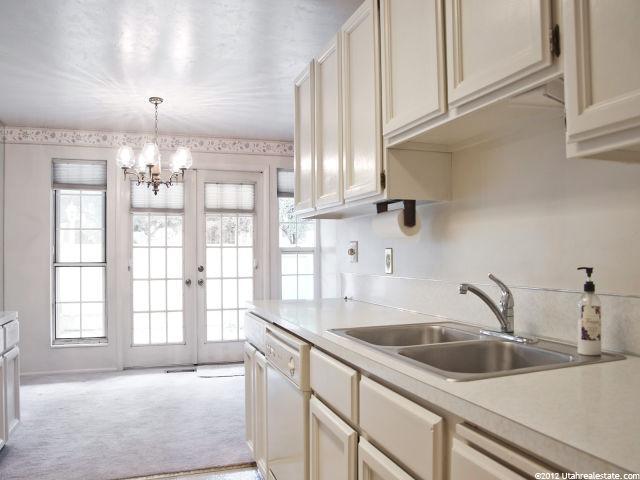 236 W Meadow Ln, Centerville, UT 84014 — photo 10
