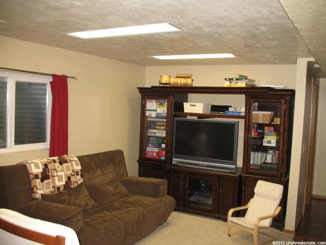 478 E 1650 S, Kaysville, UT 84037 — photo 11
