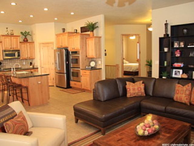 11504 S Mach Schnell Dr E, Sandy, UT 84094 — photo 4