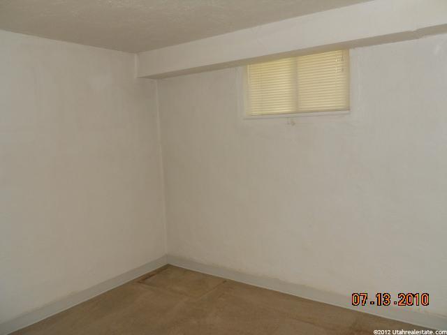 586 W 300 N, Clearfield, UT 84015 — photo 11