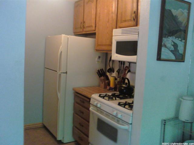 420 E Creekside Cir S #A, Murray, UT 84107 — photo 4