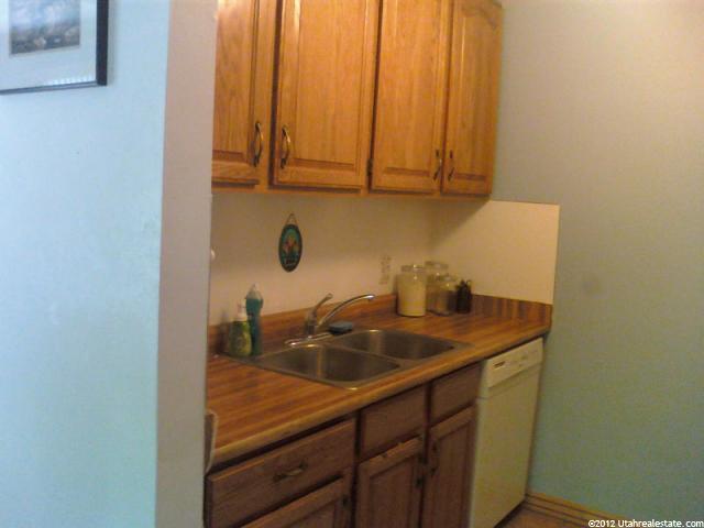 420 E Creekside Cir S #A, Murray, UT 84107 — photo 5