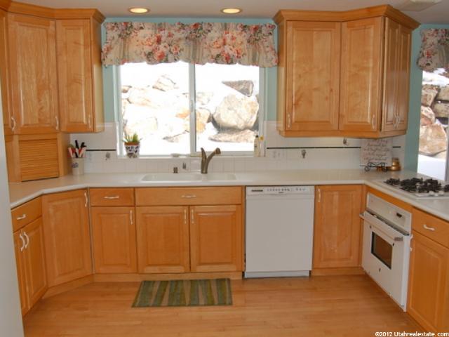 2863 S Cove Ln, Bountiful, UT 84010 — photo 3