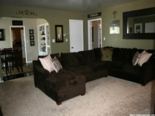 449 W 4525 S, Washington Terrace, UT 84405 — photo 3