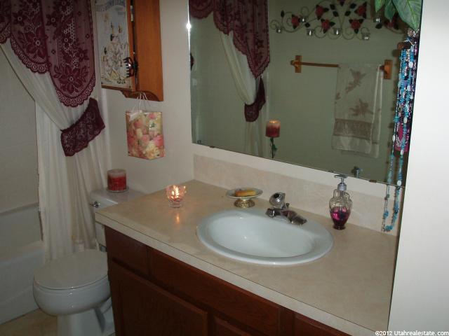 911 N 975 E, Ogden, UT 84404 — photo 9