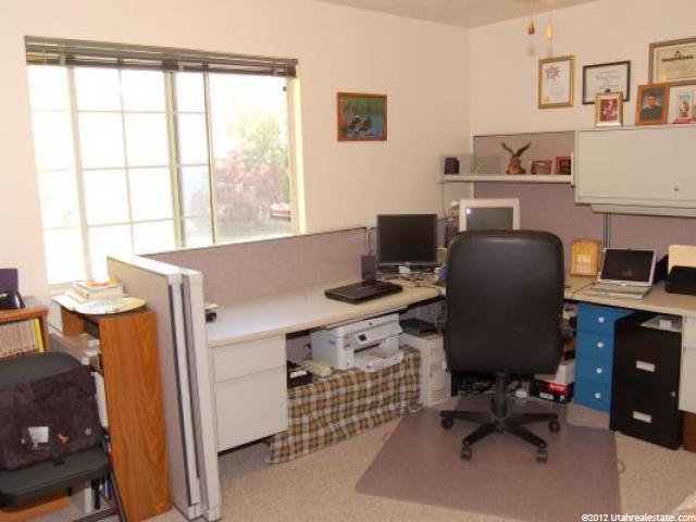 1115 N 200 W, Layton, UT 84041 — photo 8