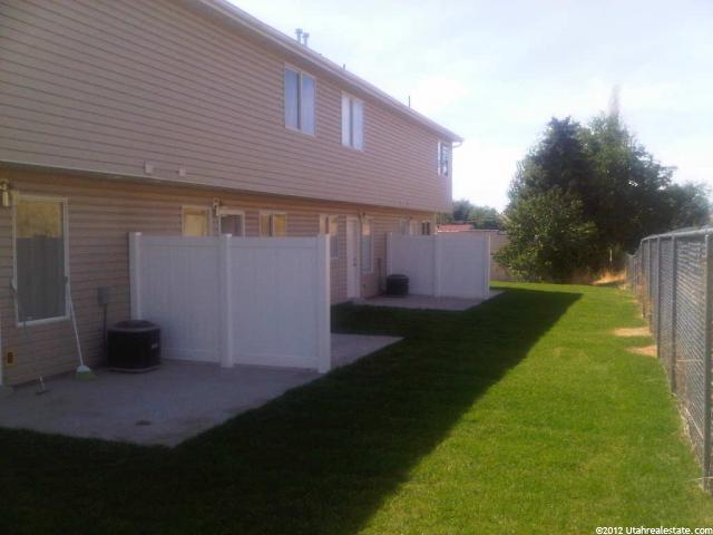 5654 S 2550 W #1, Roy, UT 84067 — photo 4