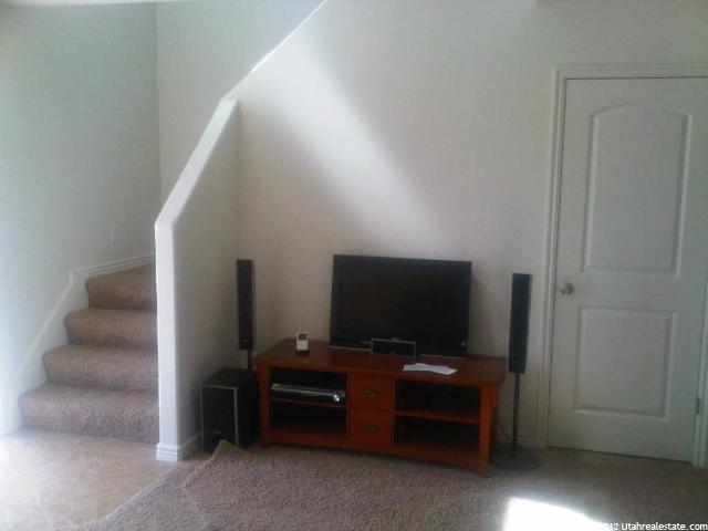 5654 S 2550 W #1, Roy, UT 84067 — photo 7
